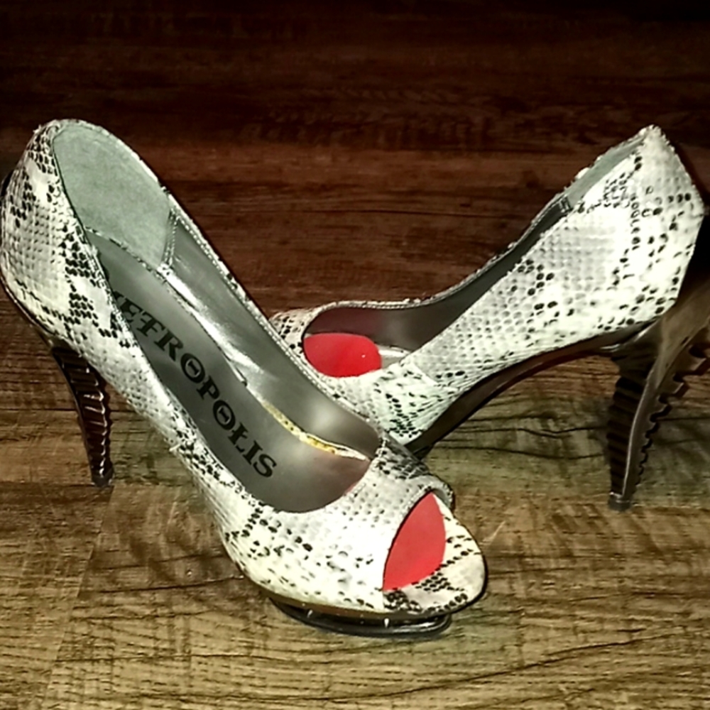Ripley viper heels